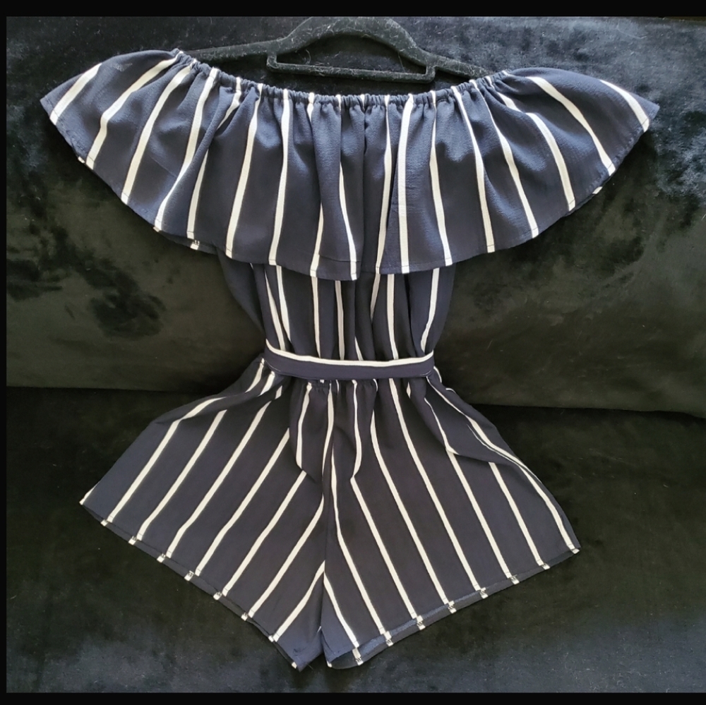 Romper - Picture 2 of 8